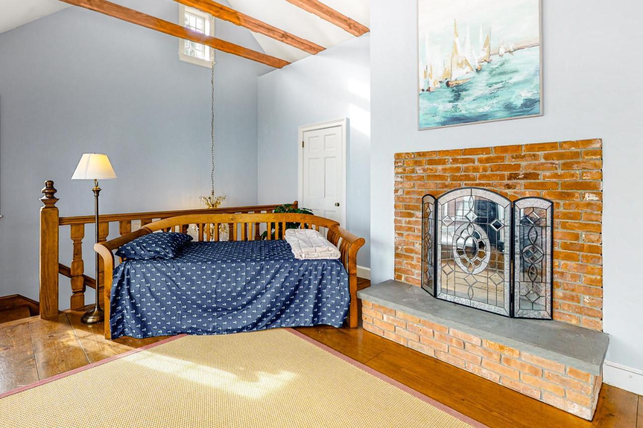 Point Radio Cottage Gloucester Esterno foto
